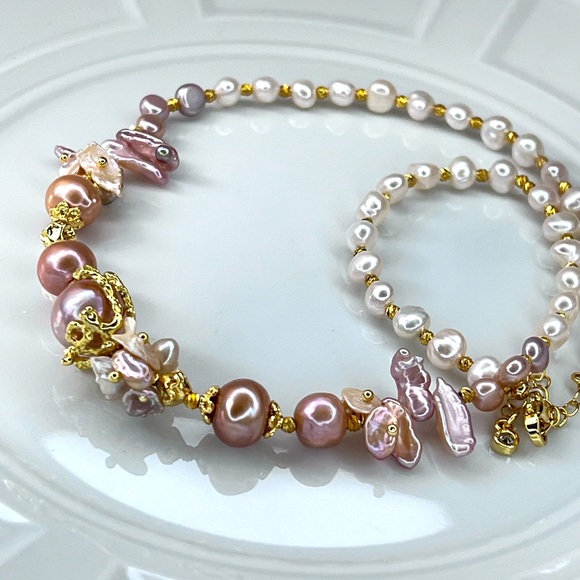 Handmade Freshwater Peach Pink Metallic Edison Pearl Necklace - Picture 2 of 8